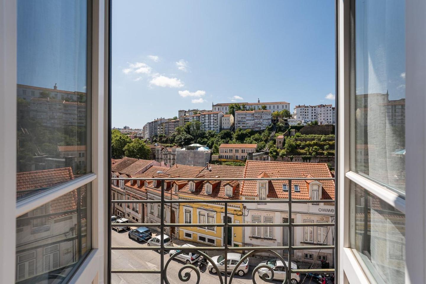 Guestready - Zaza Guest House Коїмбра Екстер'єр фото
